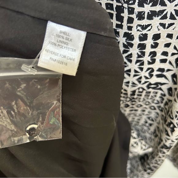 Garnet Hill~ new ~ Silk Geometric Print 3/4 Sleeve Lined Shift Dress in size 18 - Picture 6 of 9